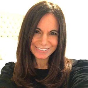 Meet your Posher, Gina